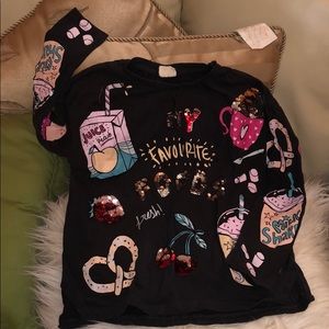 Long sleeve graphic Tee